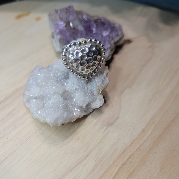 Vintage Sterling Silver Heart Ring - Picture 6 of 6